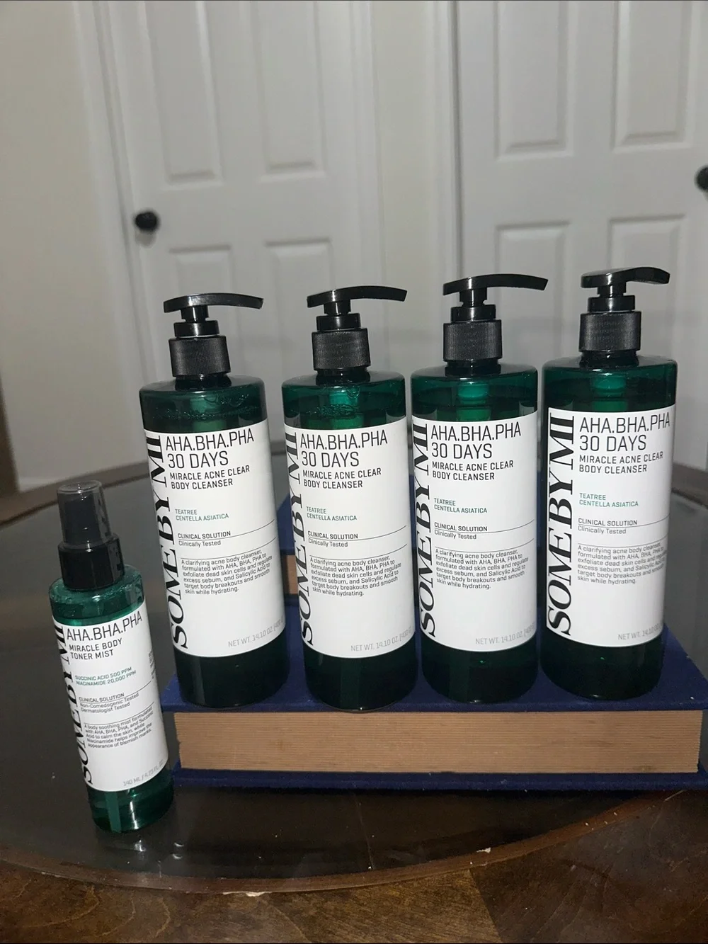 AHA.BHA.PHA 30 Days Miracle Acne Clear Body Cleanser - Green